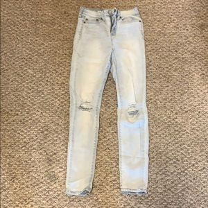 Aeropostale light wash jeans